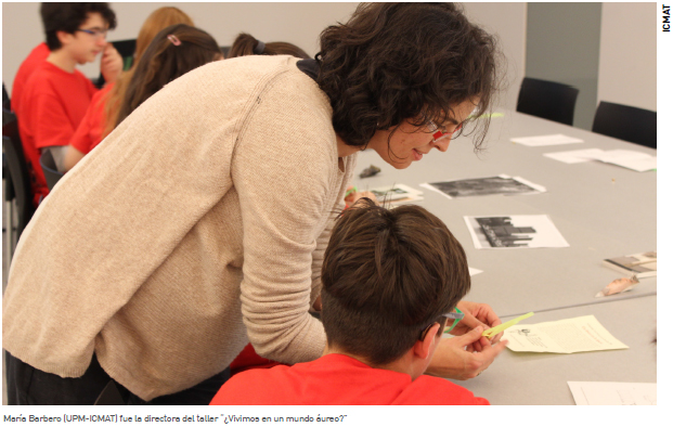 María Barbero (UPM-ICMAT) fue la directora del taller “¿Vivimos en un mundo áureo?” María Barbero (UPM-ICMAT) fue la directora del taller “¿Vivimos en un mundo áureo?”