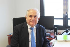 «Por el giro de una aguja», Antonio Córdoba
