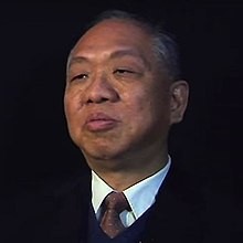 El medallista Fields Shing-Tung Yau ha realizado importantes contribuciones a este campo. 
